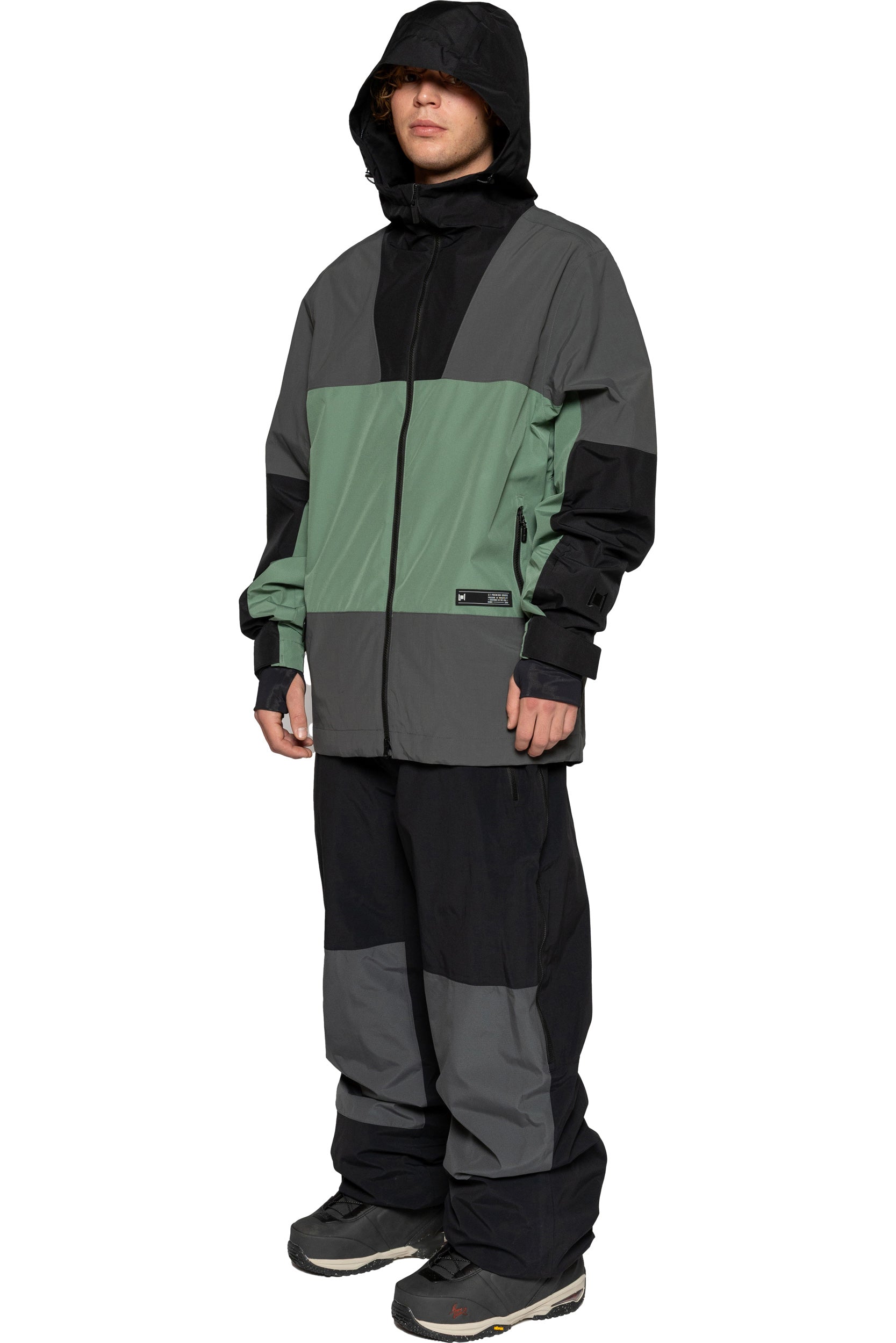 L1 Ventura Jacket – Carbon/Sage