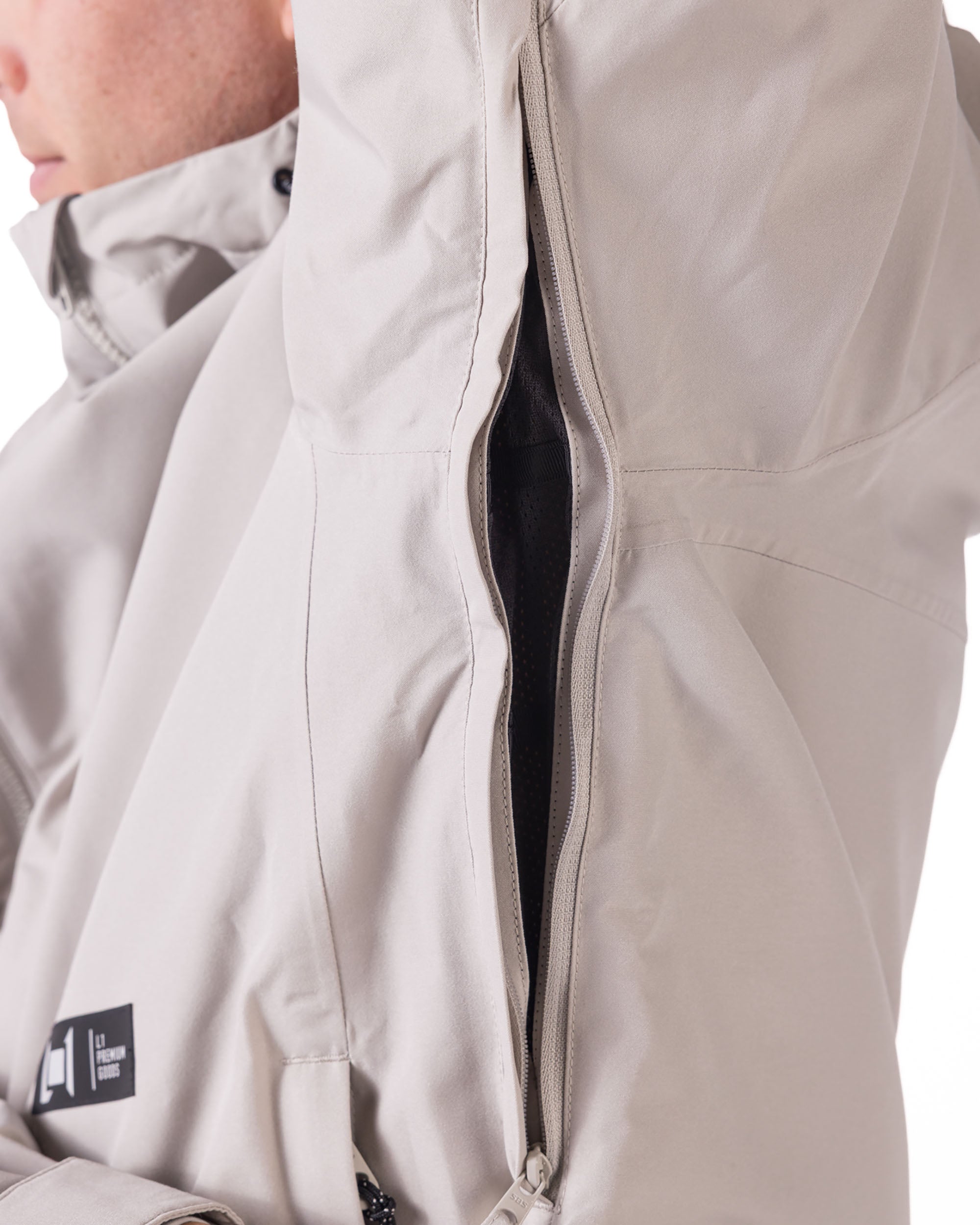 L1 Chroma Jacket