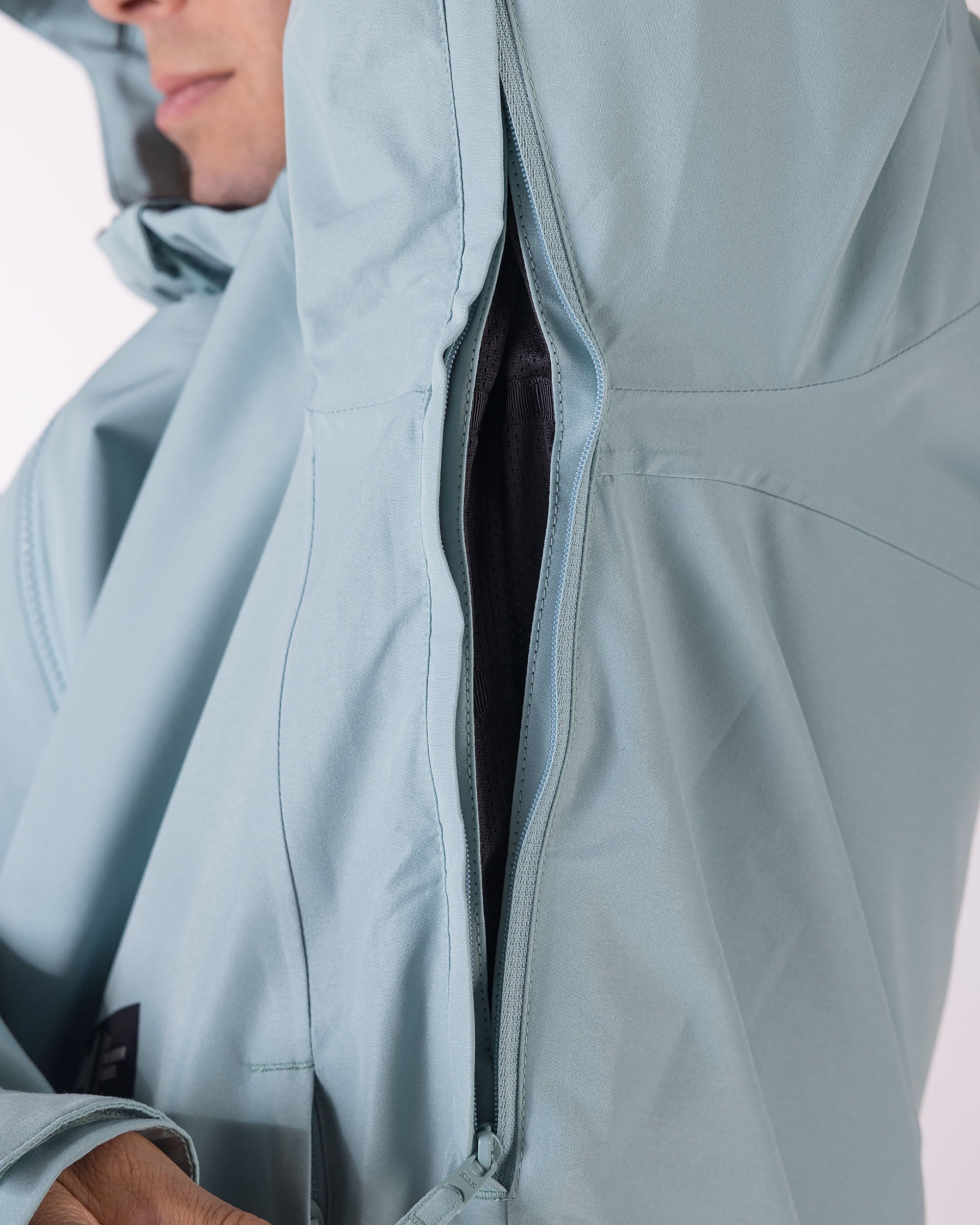 L1 Chroma Jacket