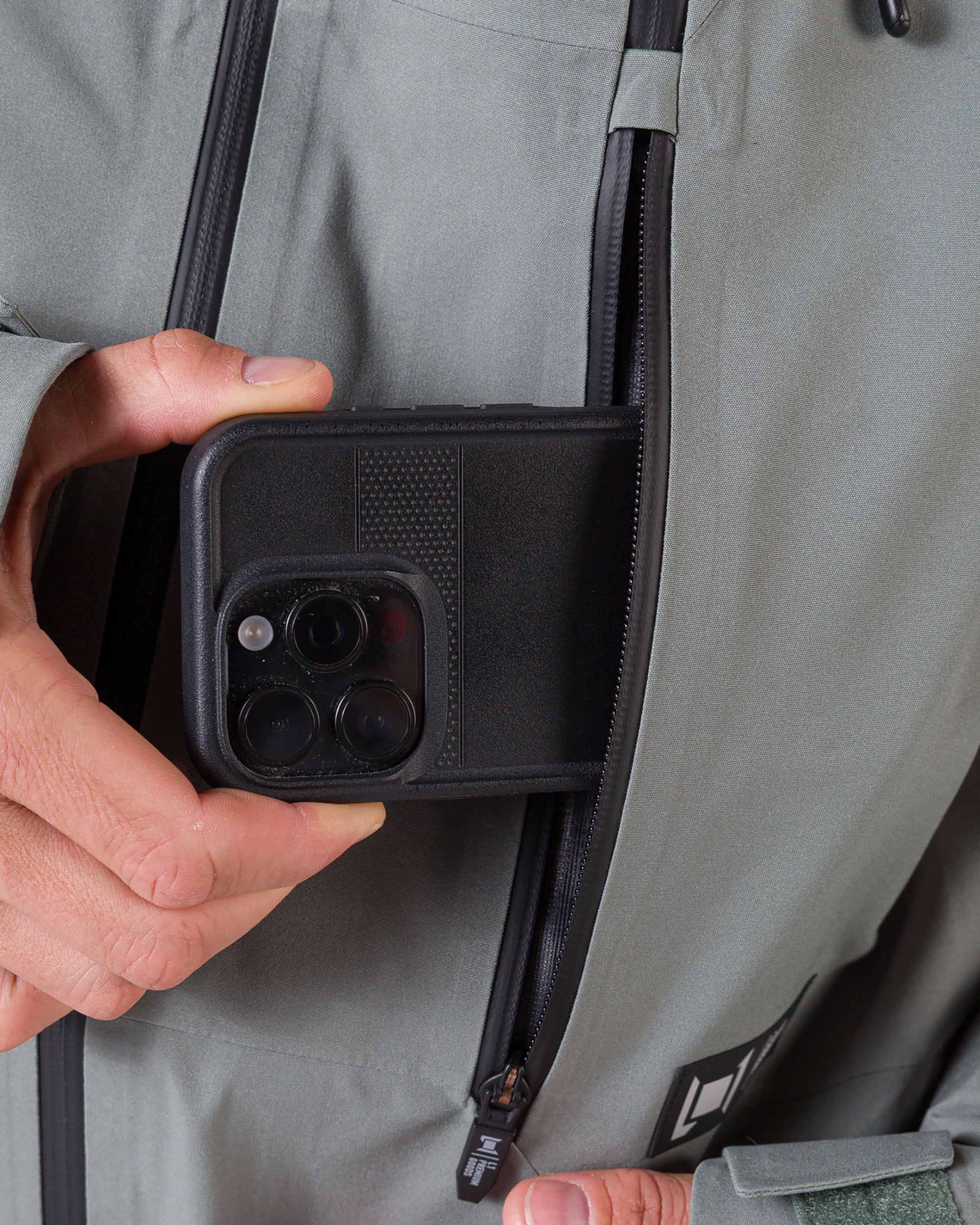 L1 Axial Pro Jacket