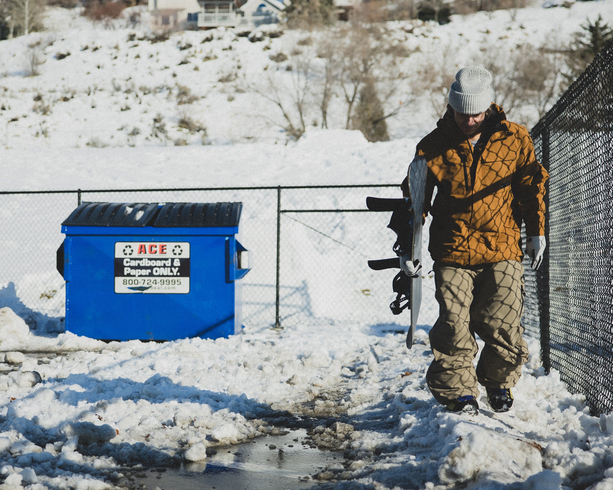 L1 Rankin Jacket Lifestyle Shot