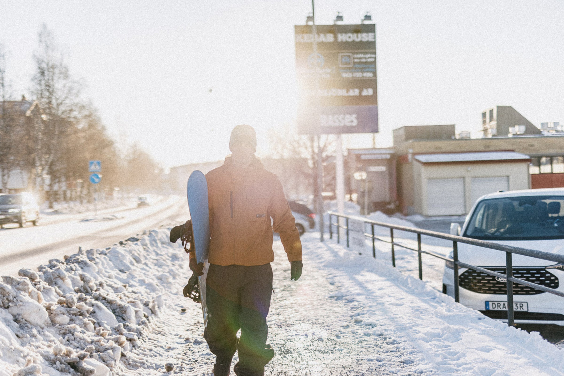 L1 Rankin Jacket Lifestyle Shot