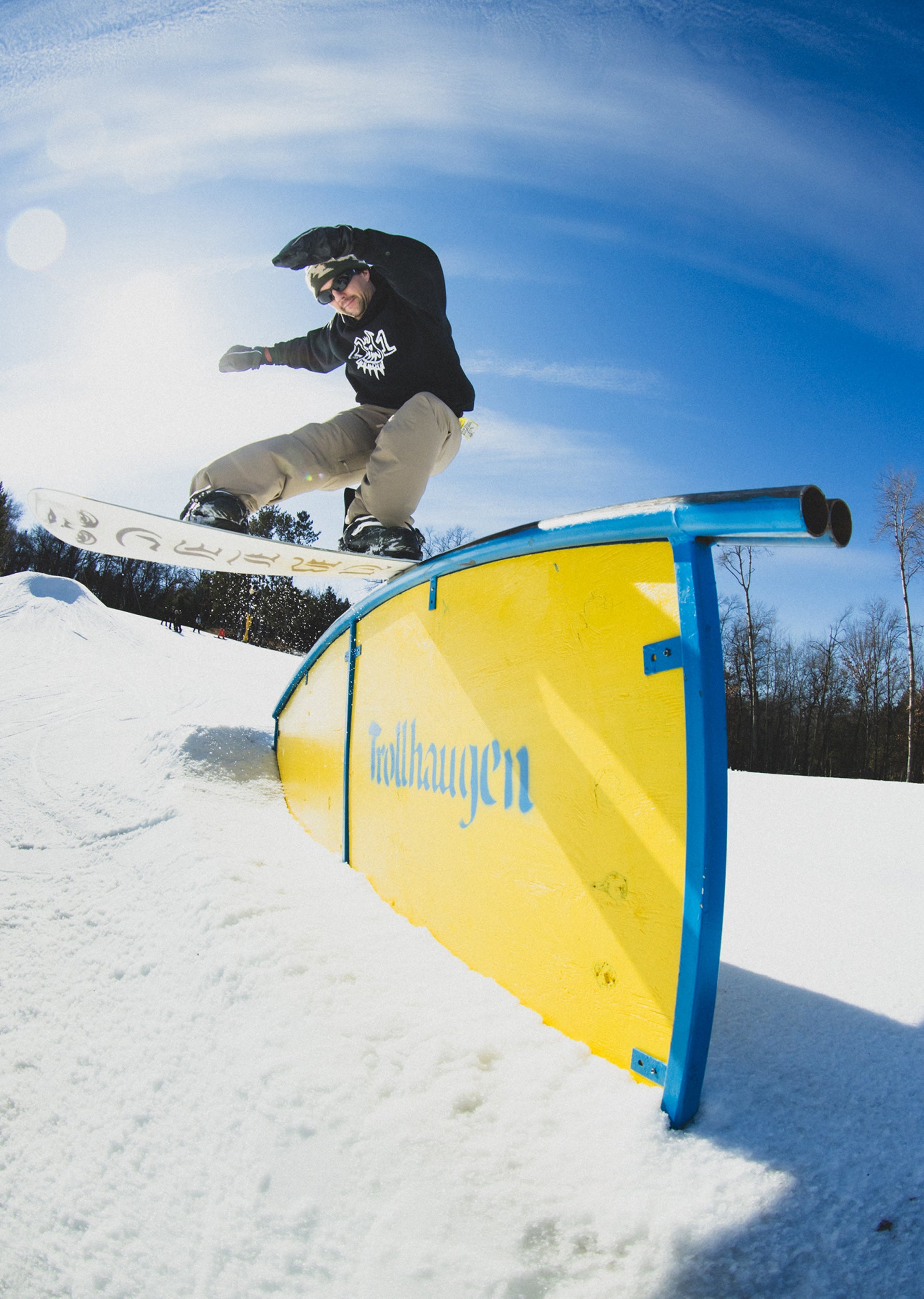 L1 Dixon Pant Lifestyle Shot