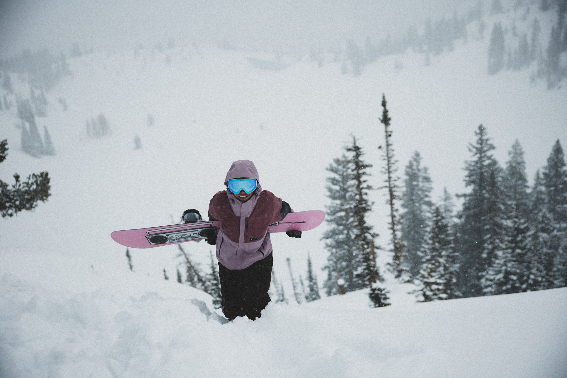 L1 Ukka Jacket Lifestyle Shot