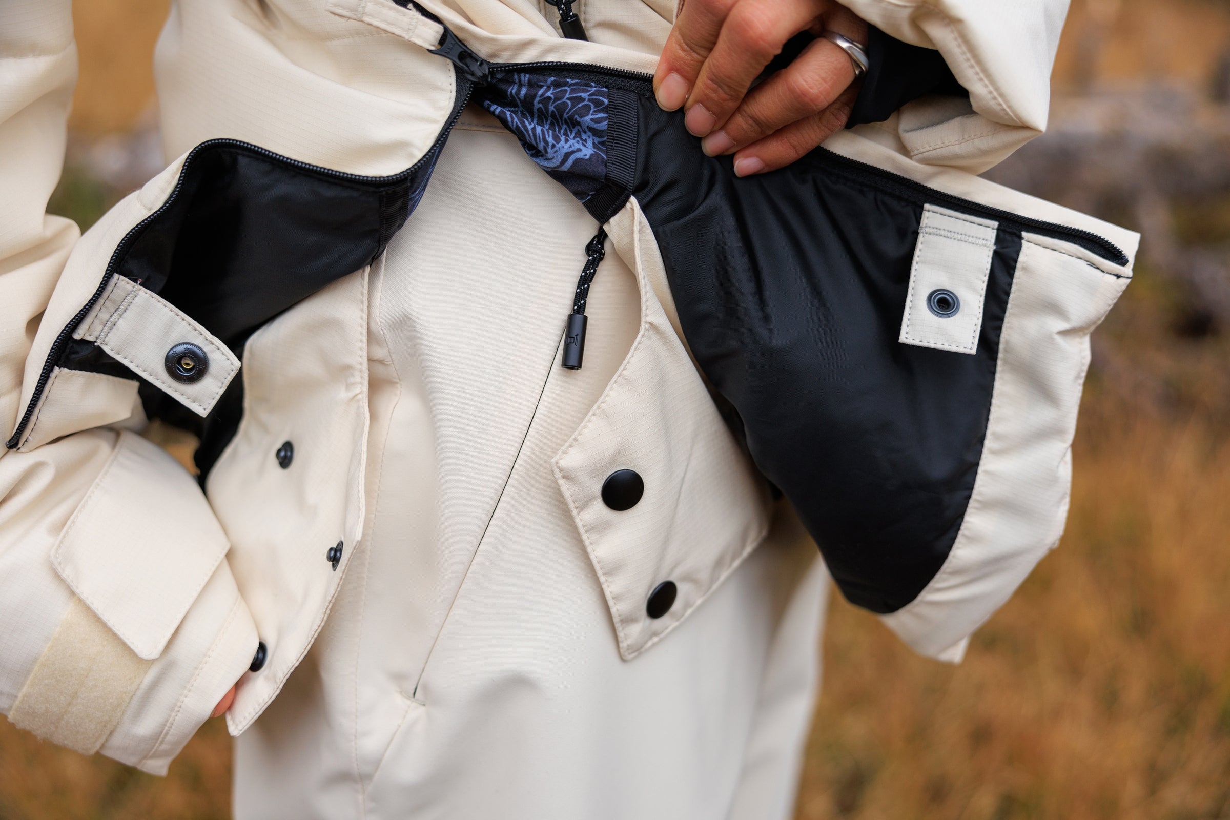 L1 Snowblind Jacket Lifestyle Shot