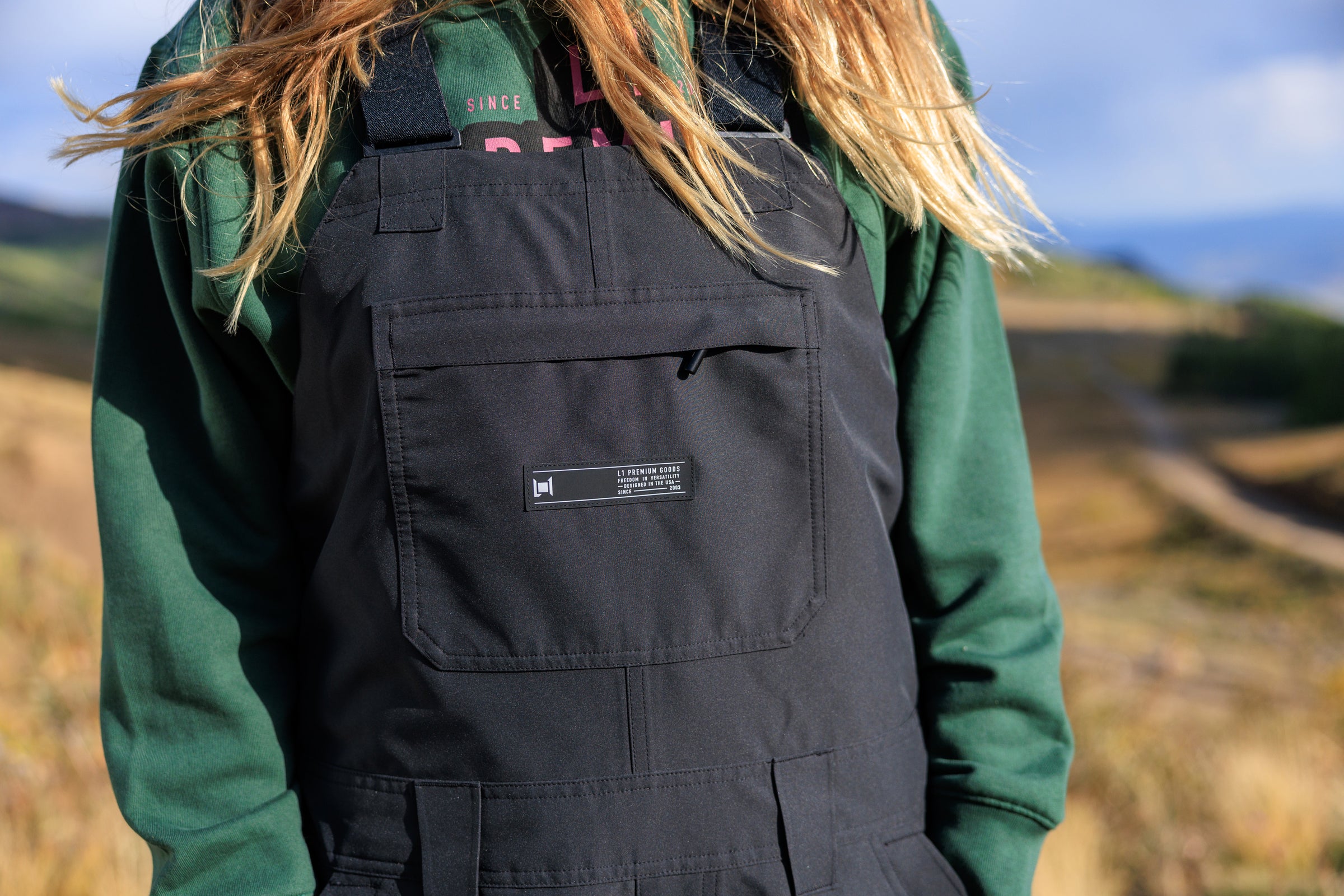 L1 Loretta Bib Lifestyle Shot