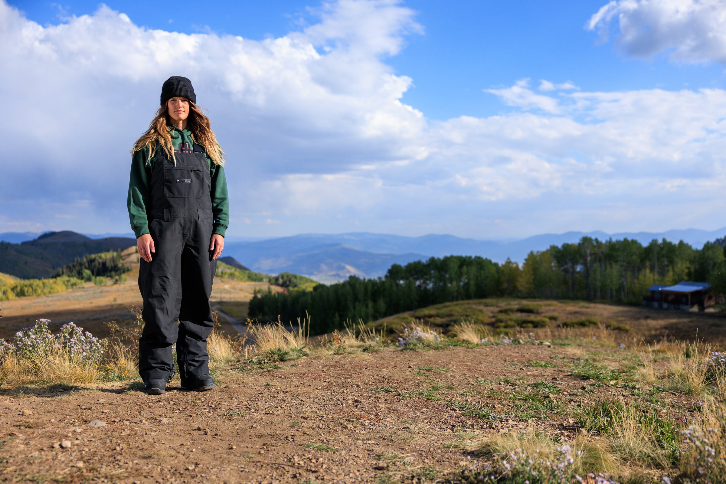 L1 Loretta Bib Lifestyle Shot