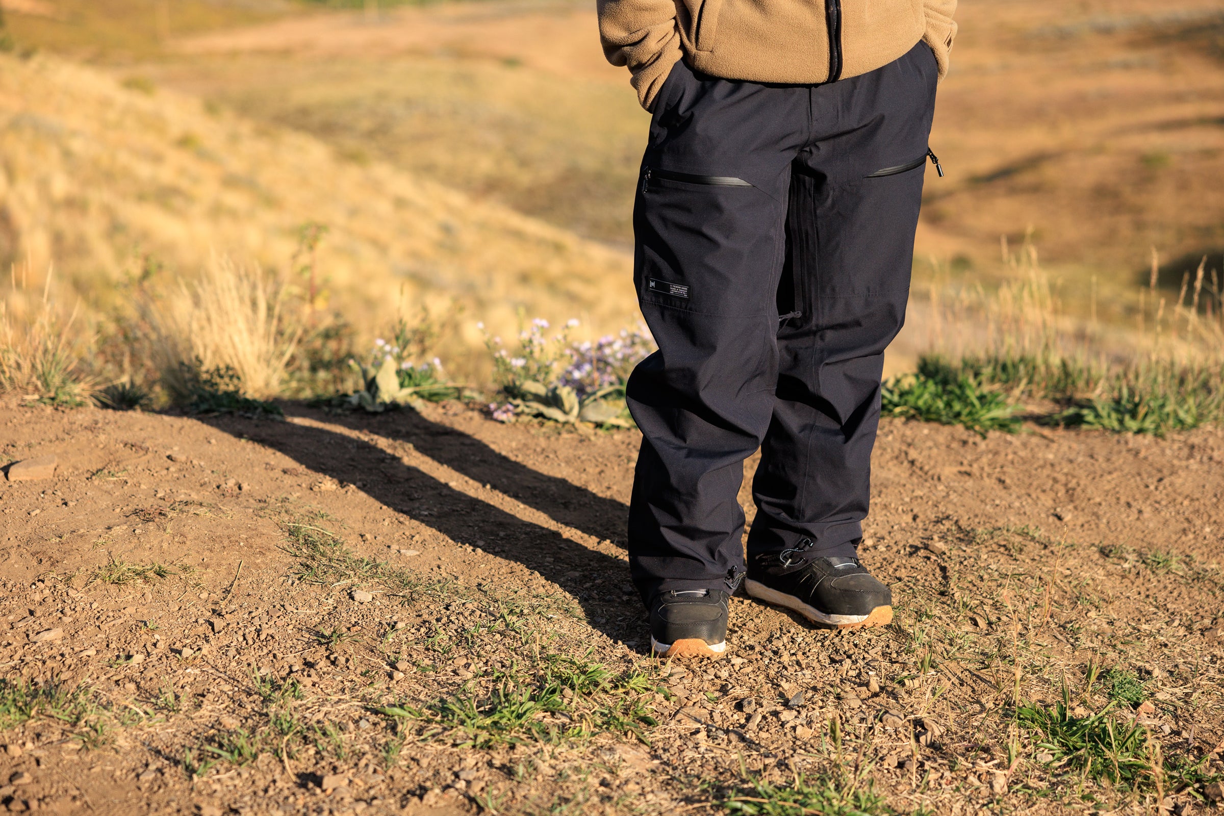 L1 Aysun Pant Lifestyle Shot